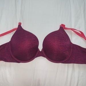 Victoria's Secret Bra (Size 34DD)